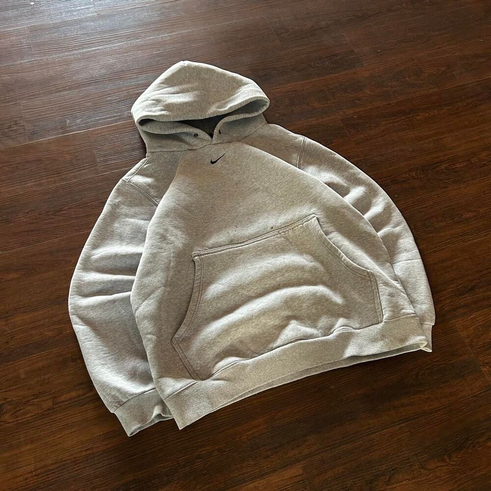 Nike Men's Grey Hoodie